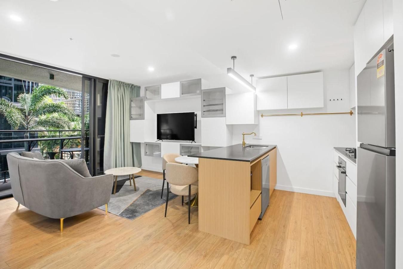 Apartment One Bedroom Near Theatres Galleries