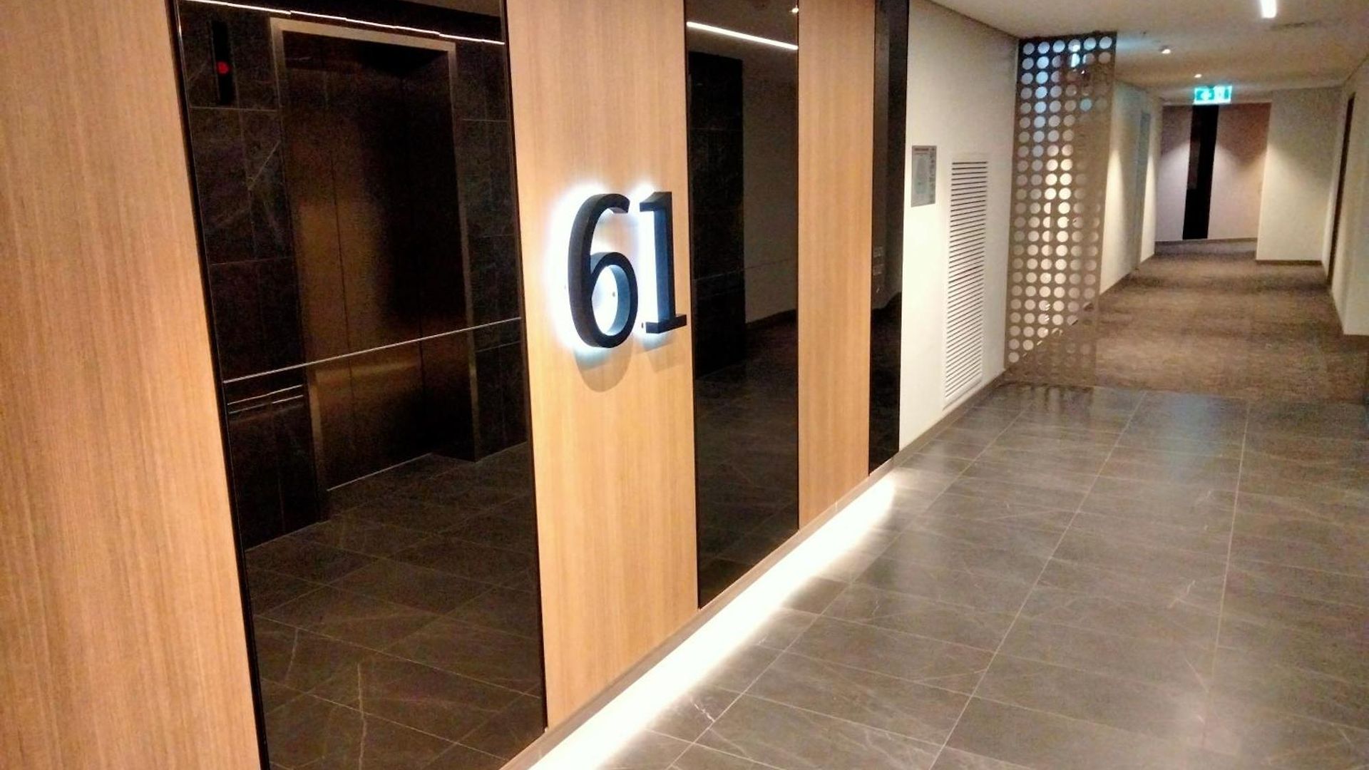 Brisbane's Highest Rated 3 Bedroom Luxury -above 60th Floor- Incredible Views In Skytower, Brisbane's Tallest Building -complimentary Wifi, Drinks, Snacks & Streaming Access * Brisbane