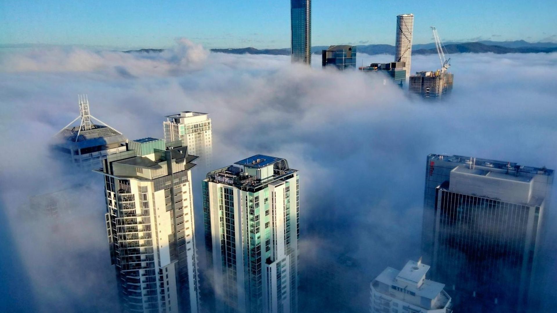Brisbane's Highest Rated 3 Bedroom Luxury -above 60th Floor- Incredible Views In Skytower, Brisbane's Tallest Building -complimentary Wifi, Drinks, Snacks & Streaming Access