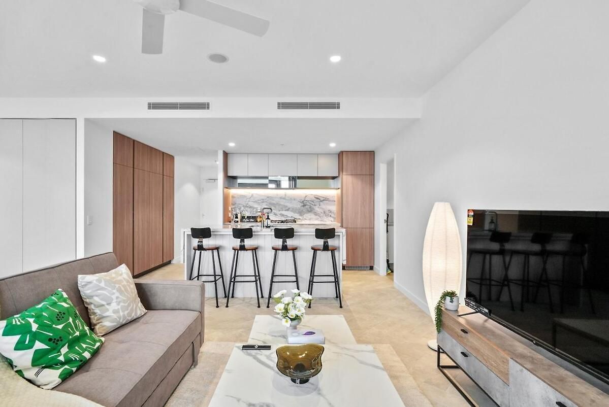 5 Star Queens Wharf 2br 2ba High Floor Epic Views C29