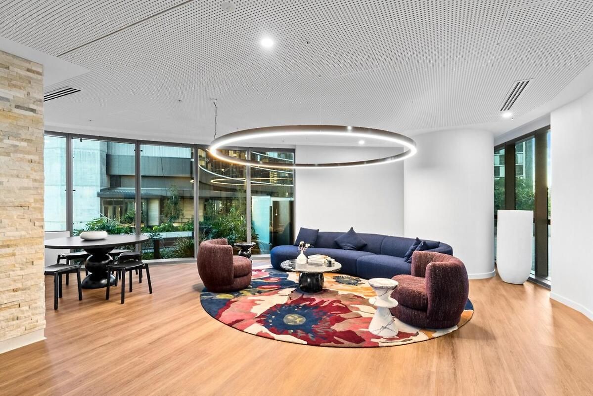 5 Star Queens Wharf 2br 2ba High Floor Epic Views C29 *