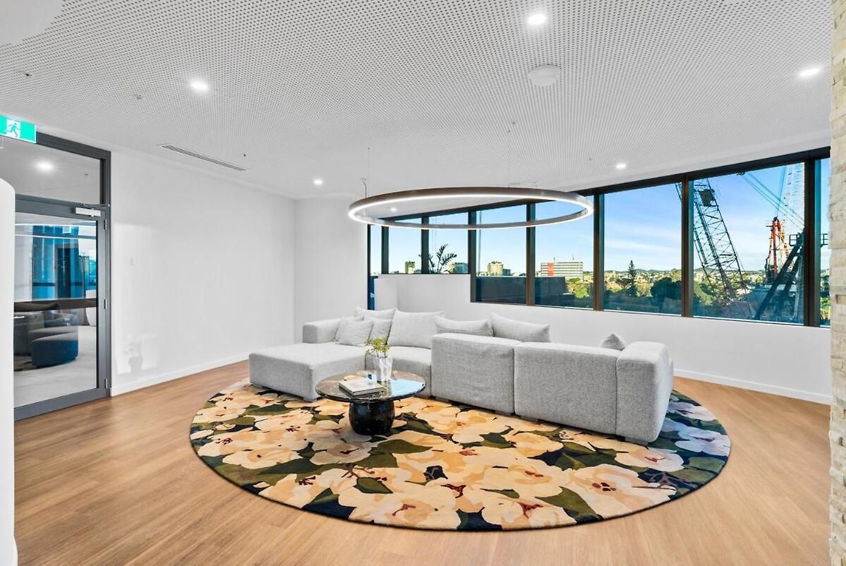 5 Star Queens Wharf 2br 2ba High Floor Epic Views C29 Apartment