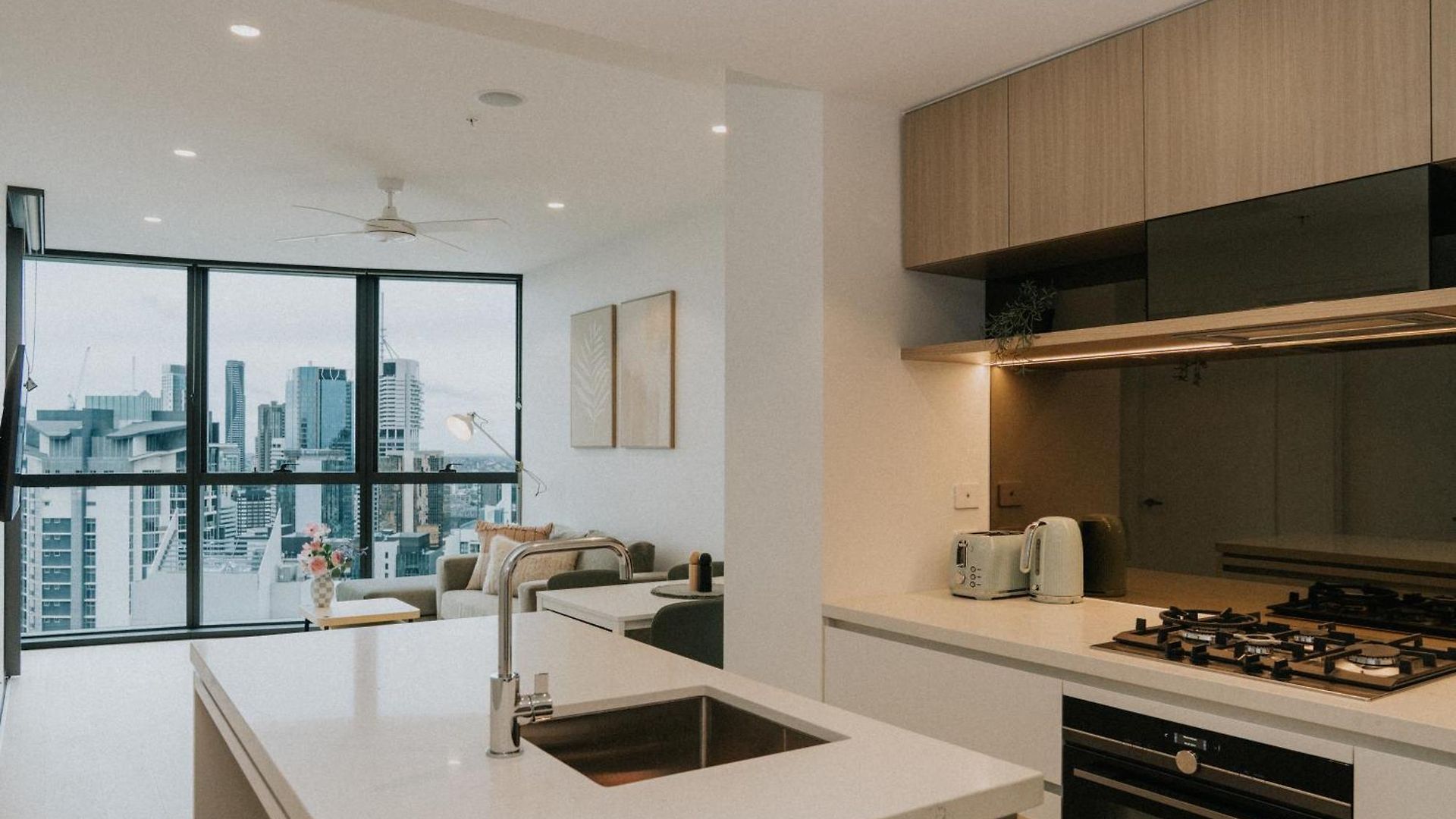 Nooon Qw - Managed By The Nooon Brisbane