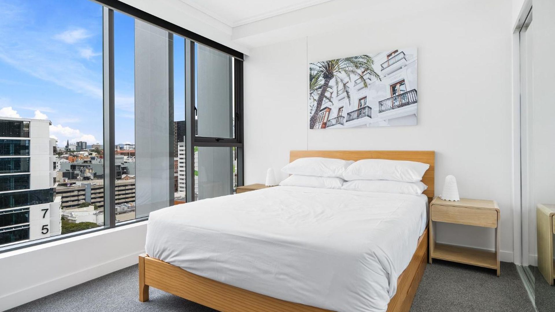 Apartment Chic 1 Bed Inner-city Retreat With Pool And Views Brisbane