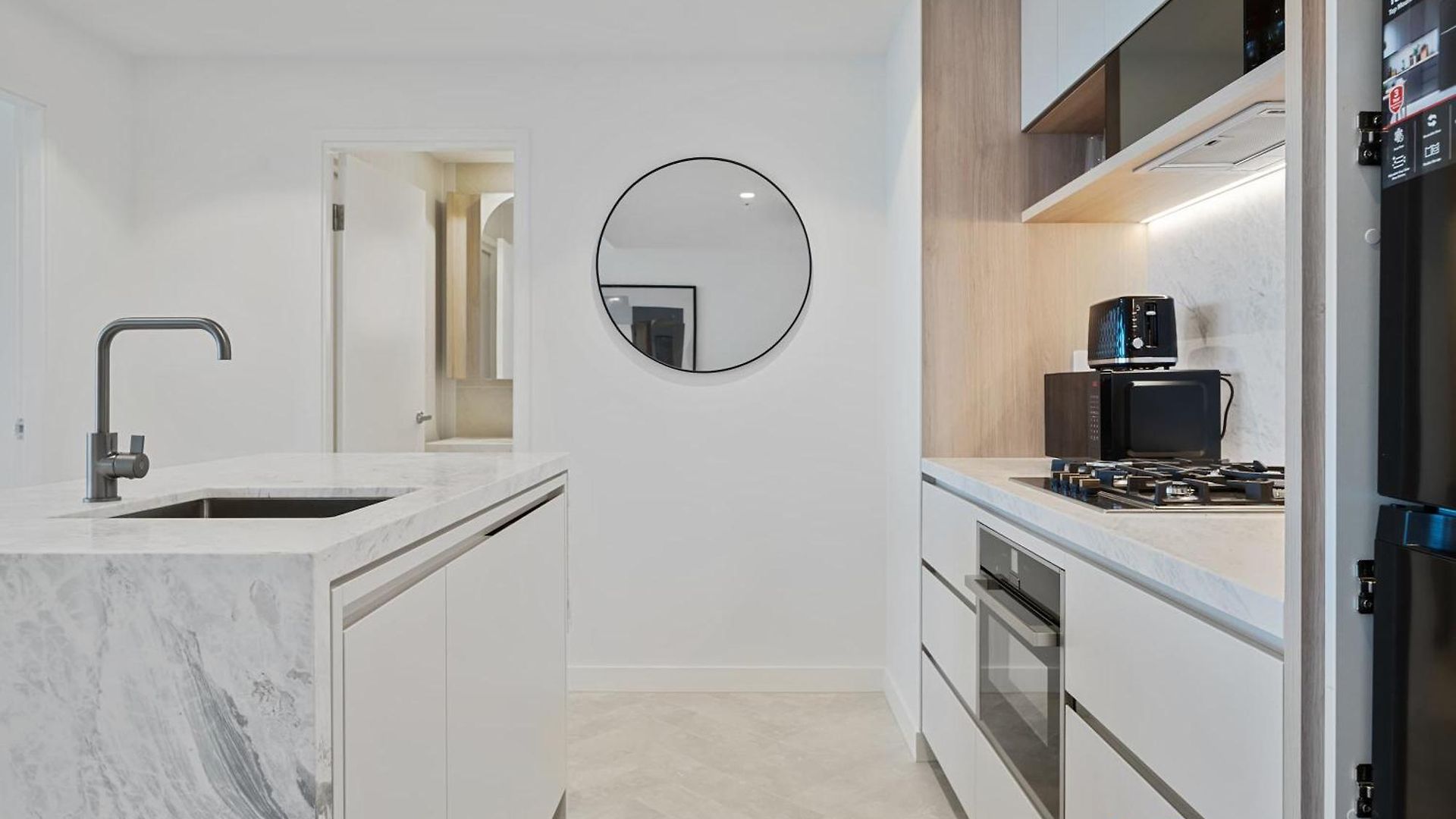 Modern Riverview Haven 1-bedroom Getaway Brisbane