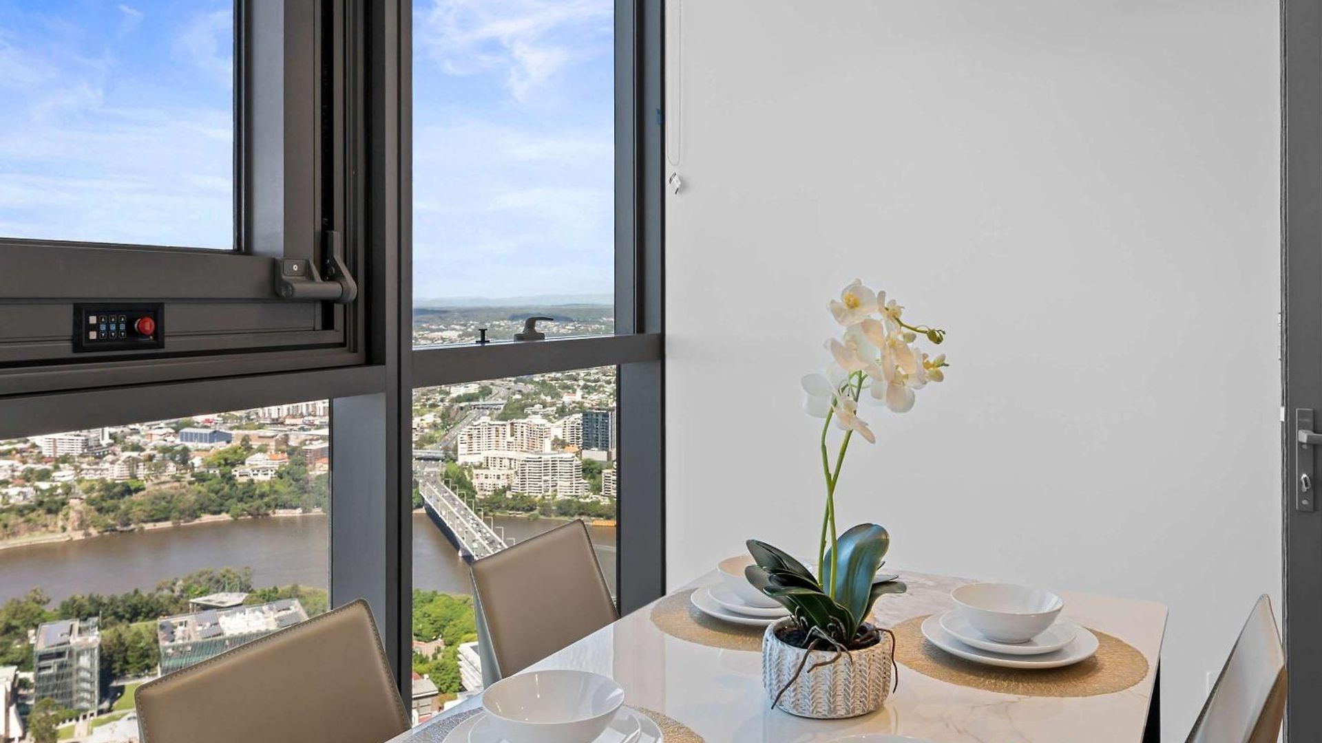 Apartment Qw Luxury River Views