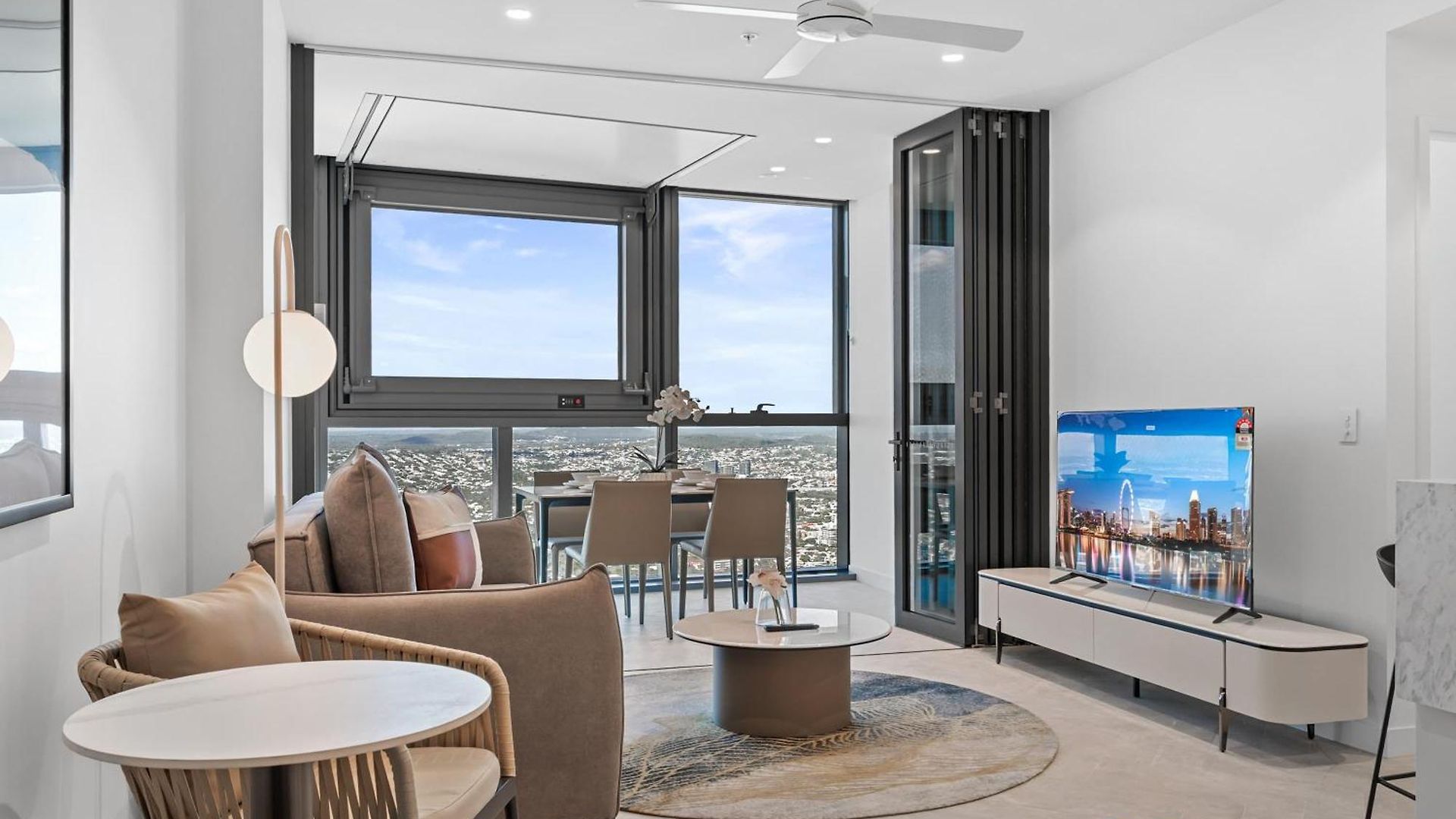 Apartment Qw Luxury River Views