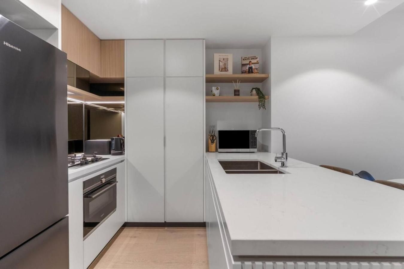 Apartment Luxurious 2 Bed With Pool Sauna And Gym Brisbane