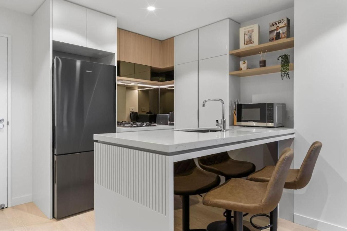 Apartment Luxurious 2 Bed With Pool Sauna And Gym