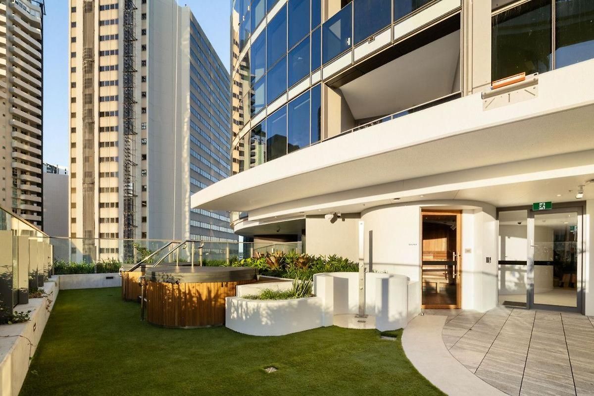 Queens Wharf Diamond Level 60, Sleep 5, 1 Carpark *