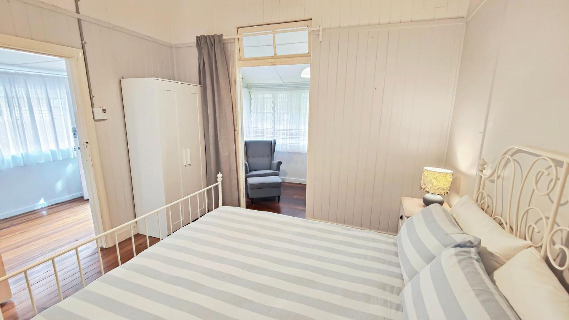 West Avenue Hideaway In Wynnum - 1 Bed And 1 Bath Apartment Brisbane