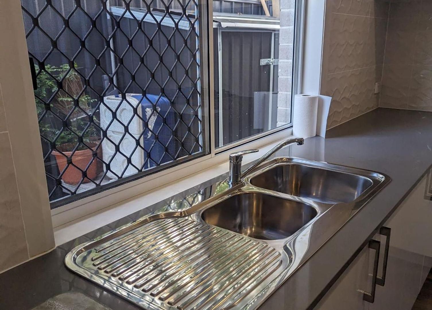 Immaculate Entire House In Chermside West 2-beds Holiday home