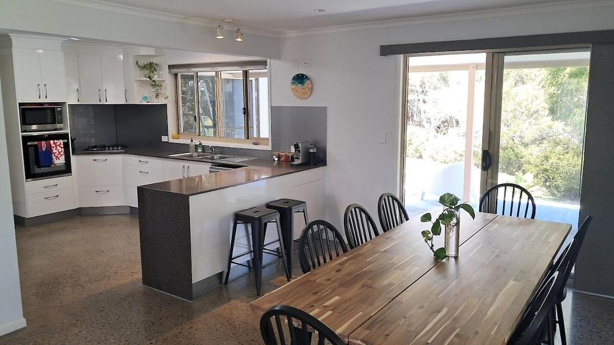 Wynnum Creek Retreat Villa