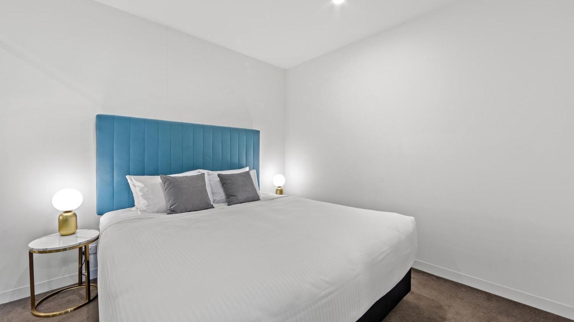 Aparthotel Trafalgar Lane By Cllix 5*