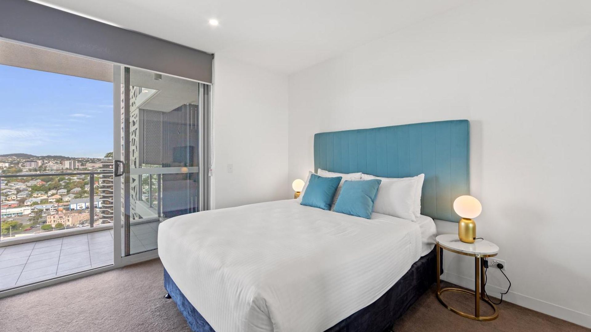 Trafalgar Lane By Cllix Aparthotel 5*