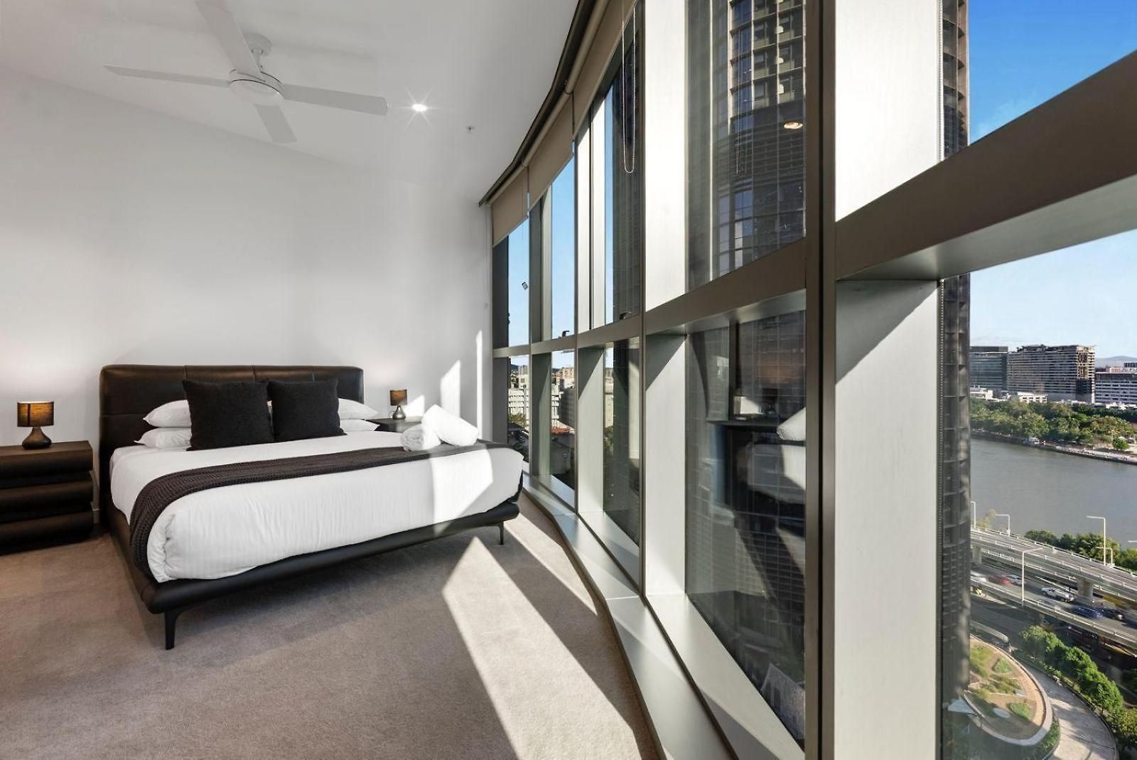 Stylish With Pool Sauna And Gym