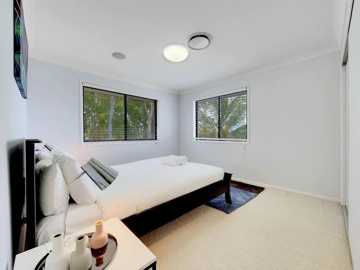 Holiday home Spacious Family & Pet-friendly On The Canal