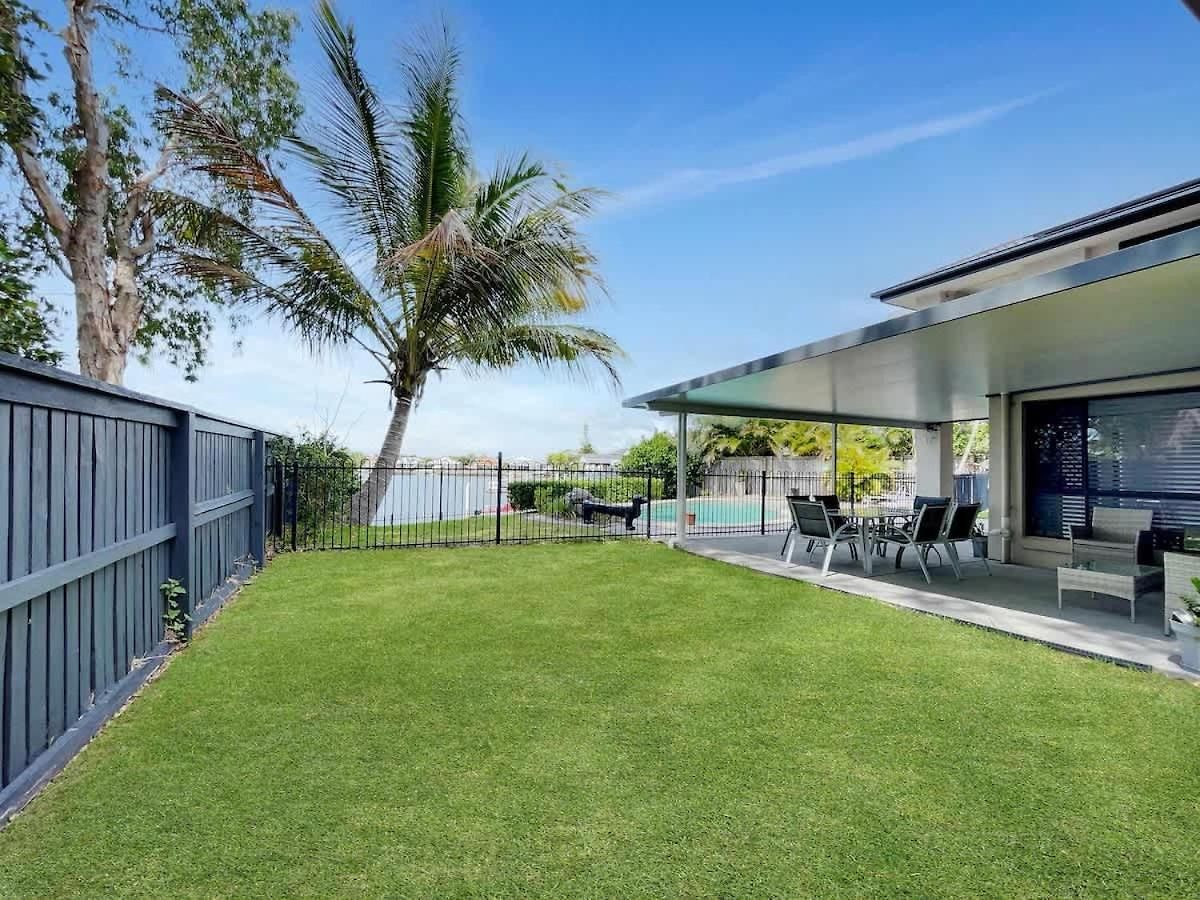 Spacious Family & Pet-friendly On The Canal *