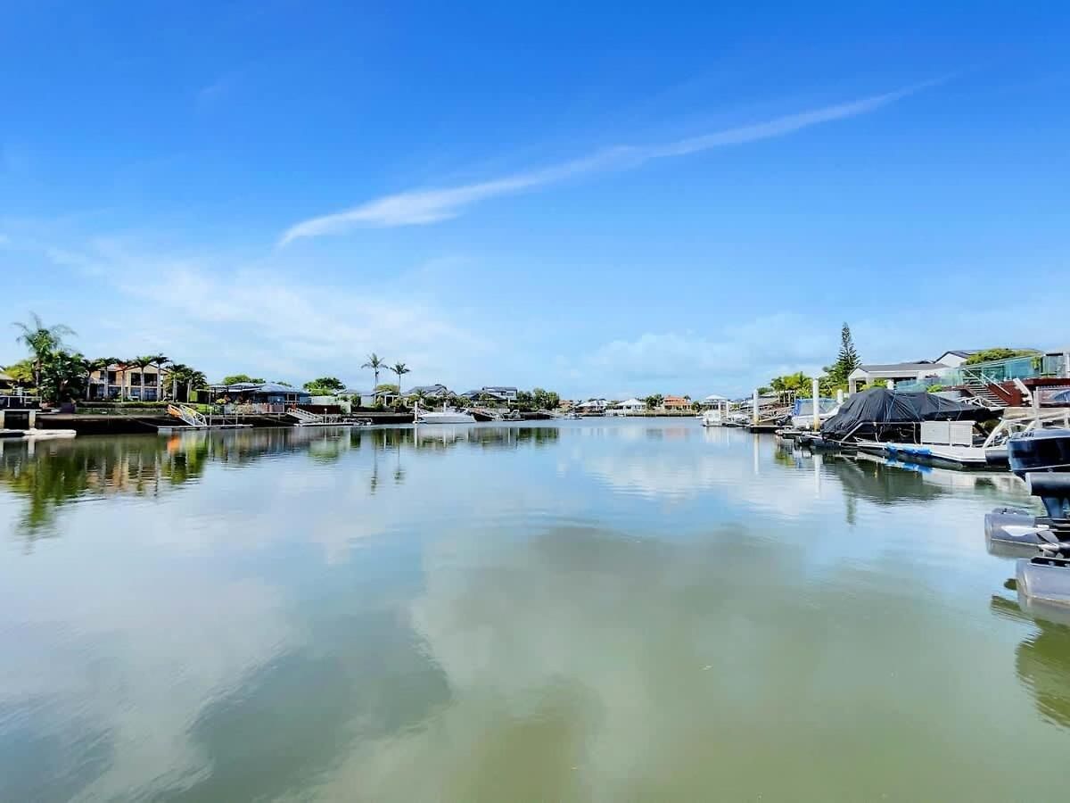 Holiday home Spacious Family & Pet-friendly On The Canal Brisbane