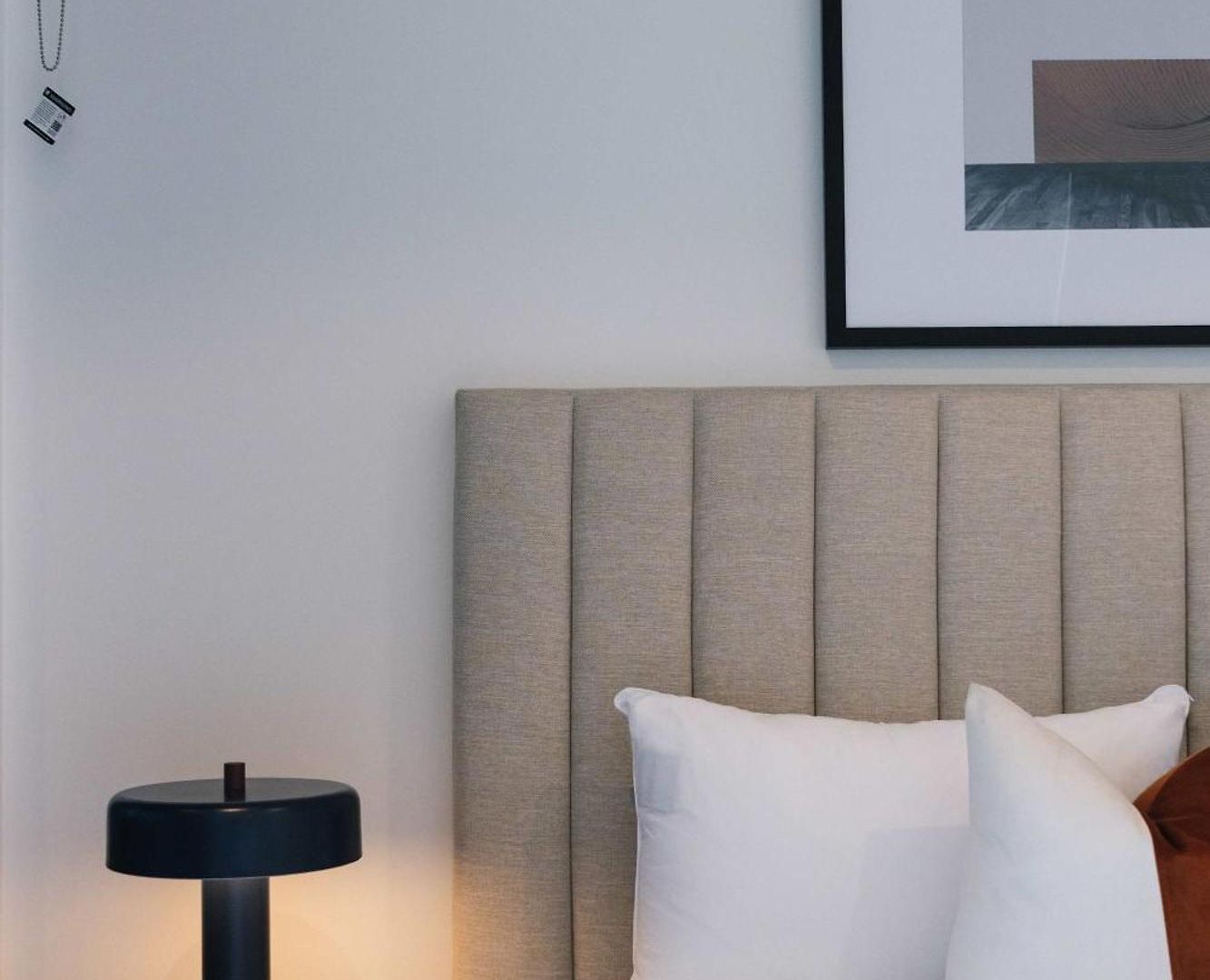 Elevated Luxury At Qwr & River Views Apartment