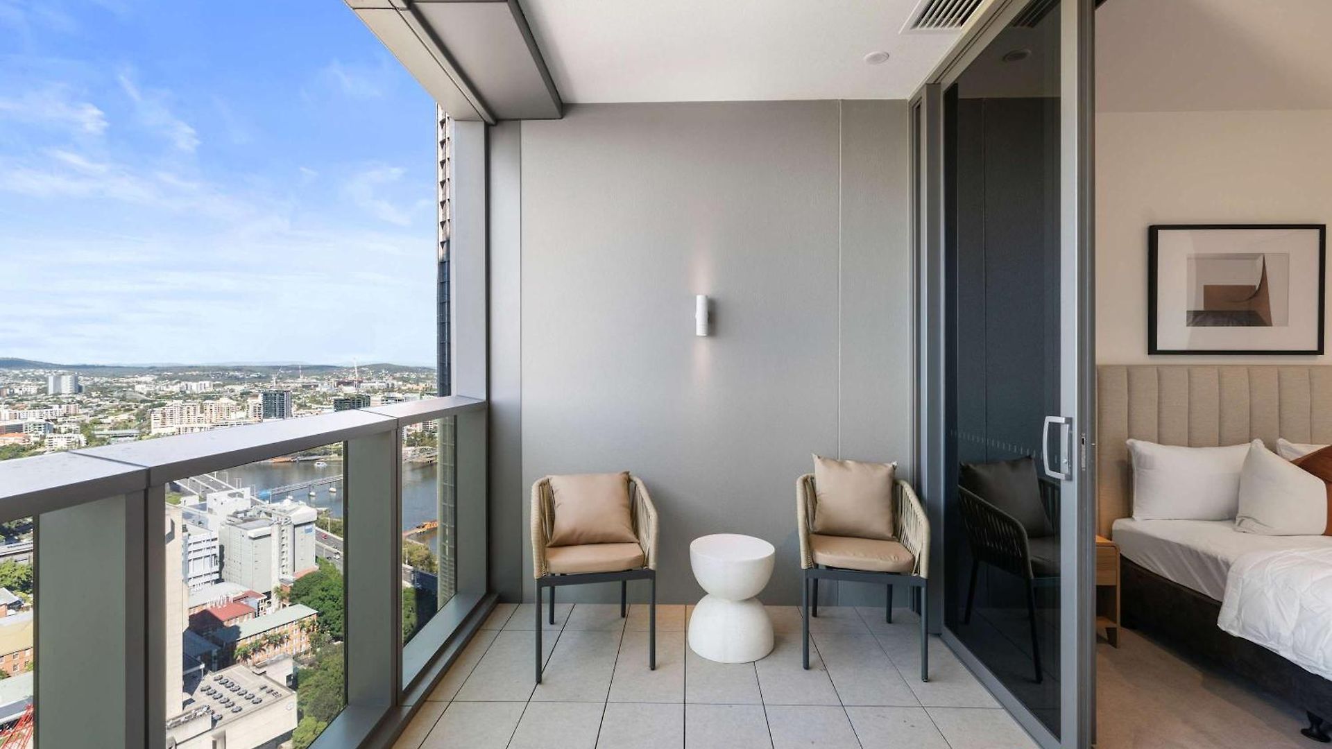 Elevated Luxury At Qwr & River Views * Brisbane