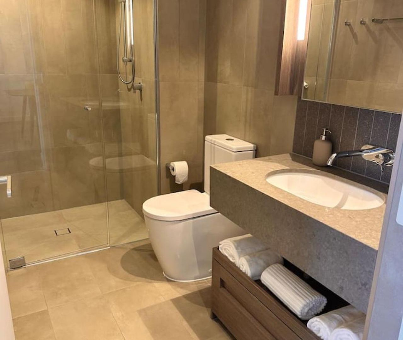 Queens Wharf Two Bedrooms *