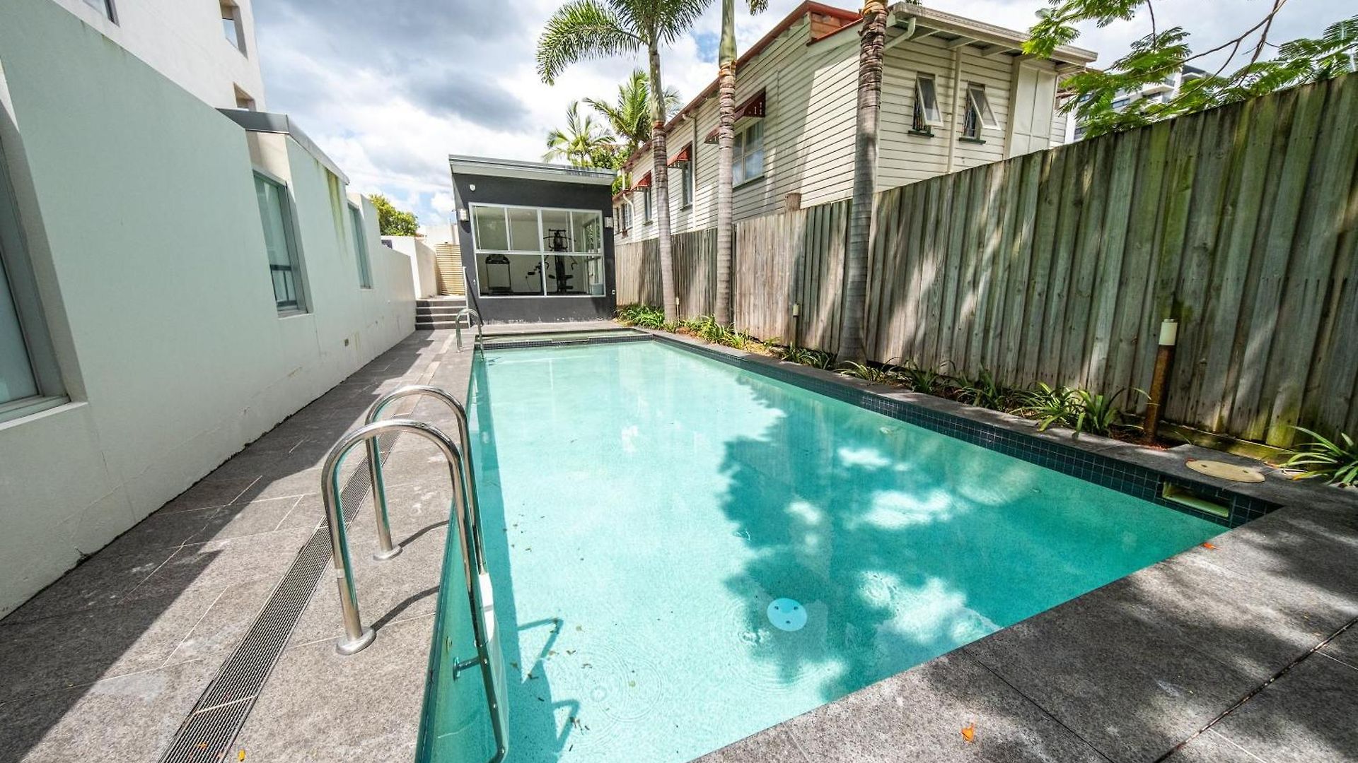 C Woolloongabba * Brisbane