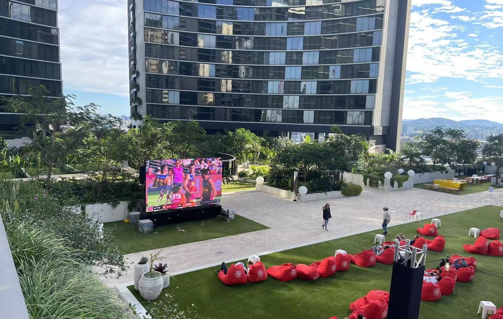 Apartment Luxury 50th Floor 2br At Queens Wharf With Parking