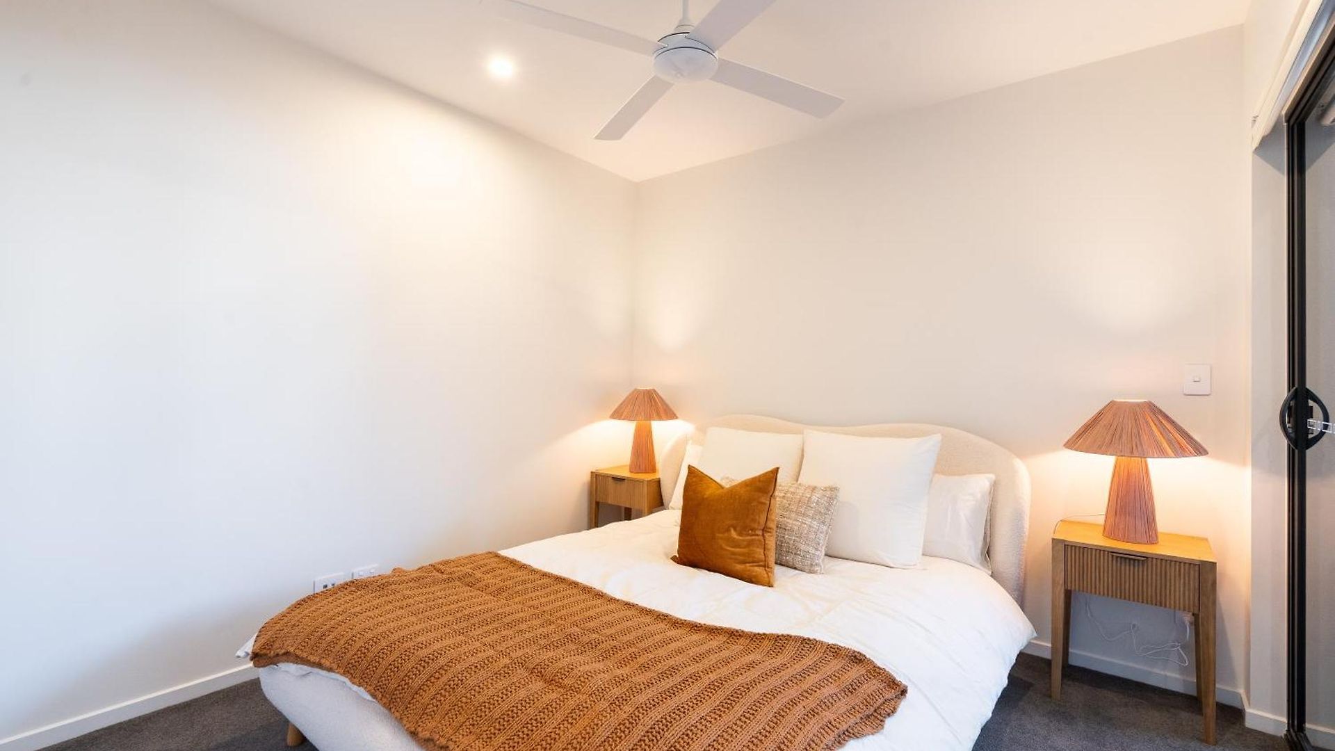 Premium 3br Floor With Parking, Ev Friendly & Views