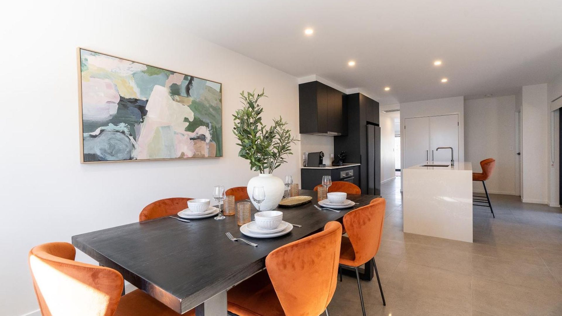 Apartment Premium 3br Floor With Parking, Ev Friendly & Views Brisbane