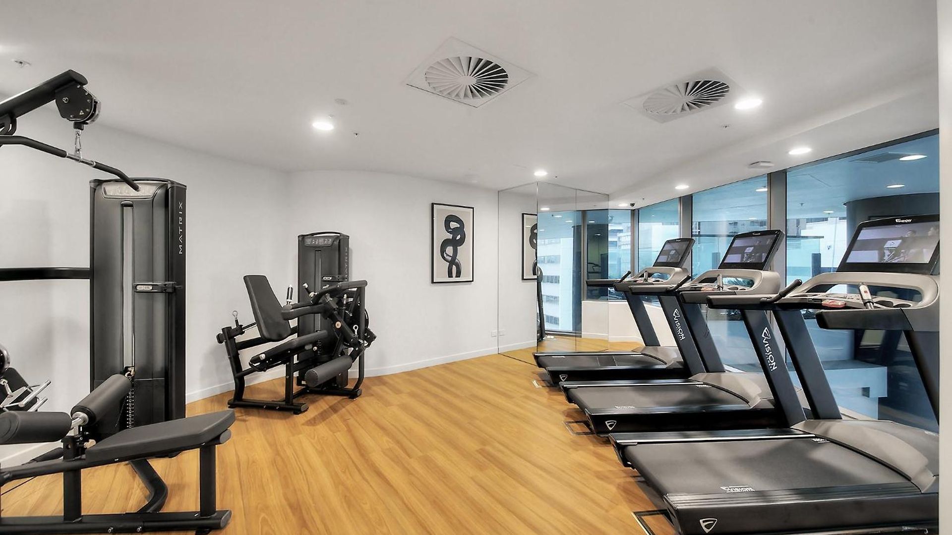 Apartment Sky High Zen At Queens Wharf Level 59