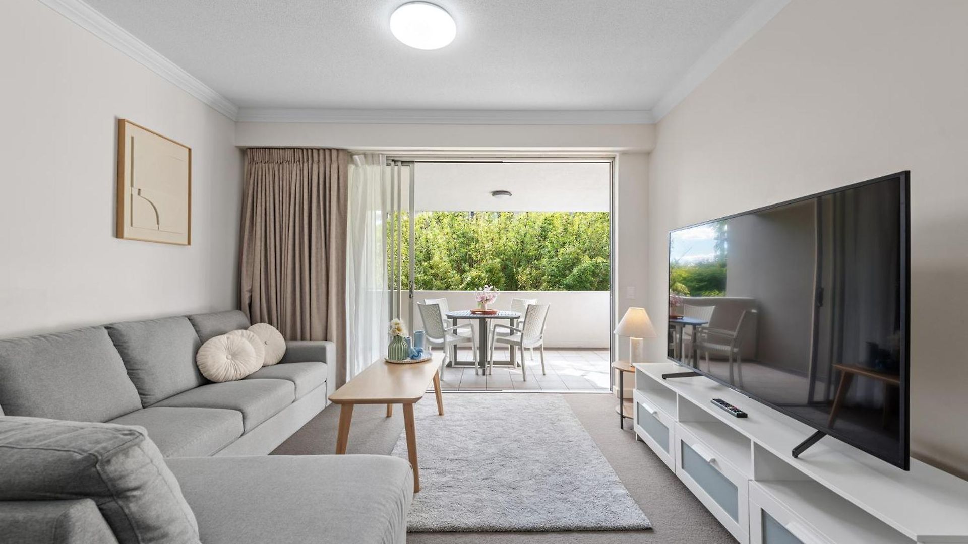 Leafy And Quiet 2br - Close To Hospital With Parking *