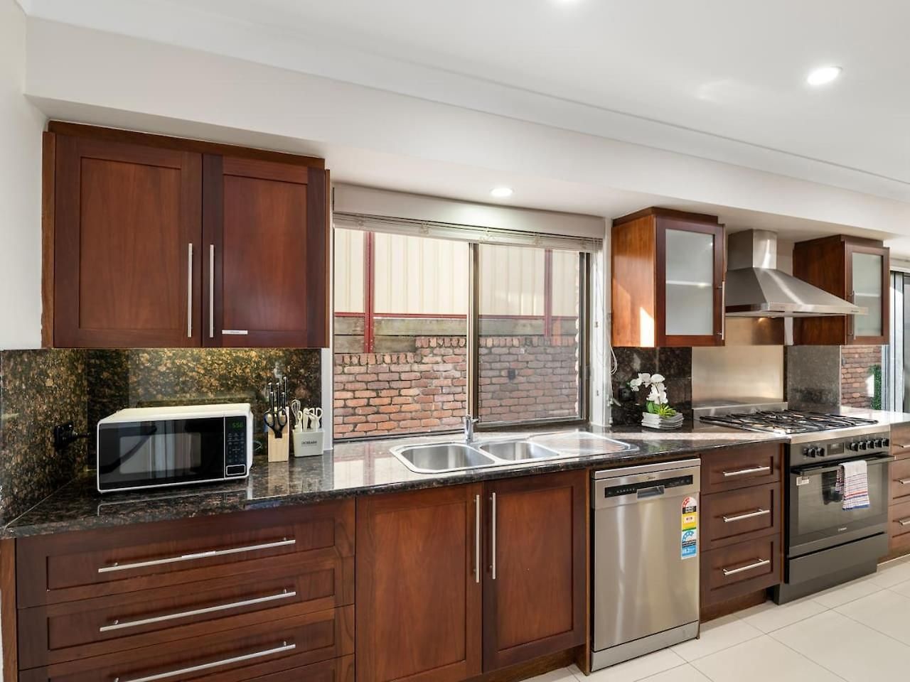 Sunnybank Hills Retreat 6 Beds Near Market Square Holiday home