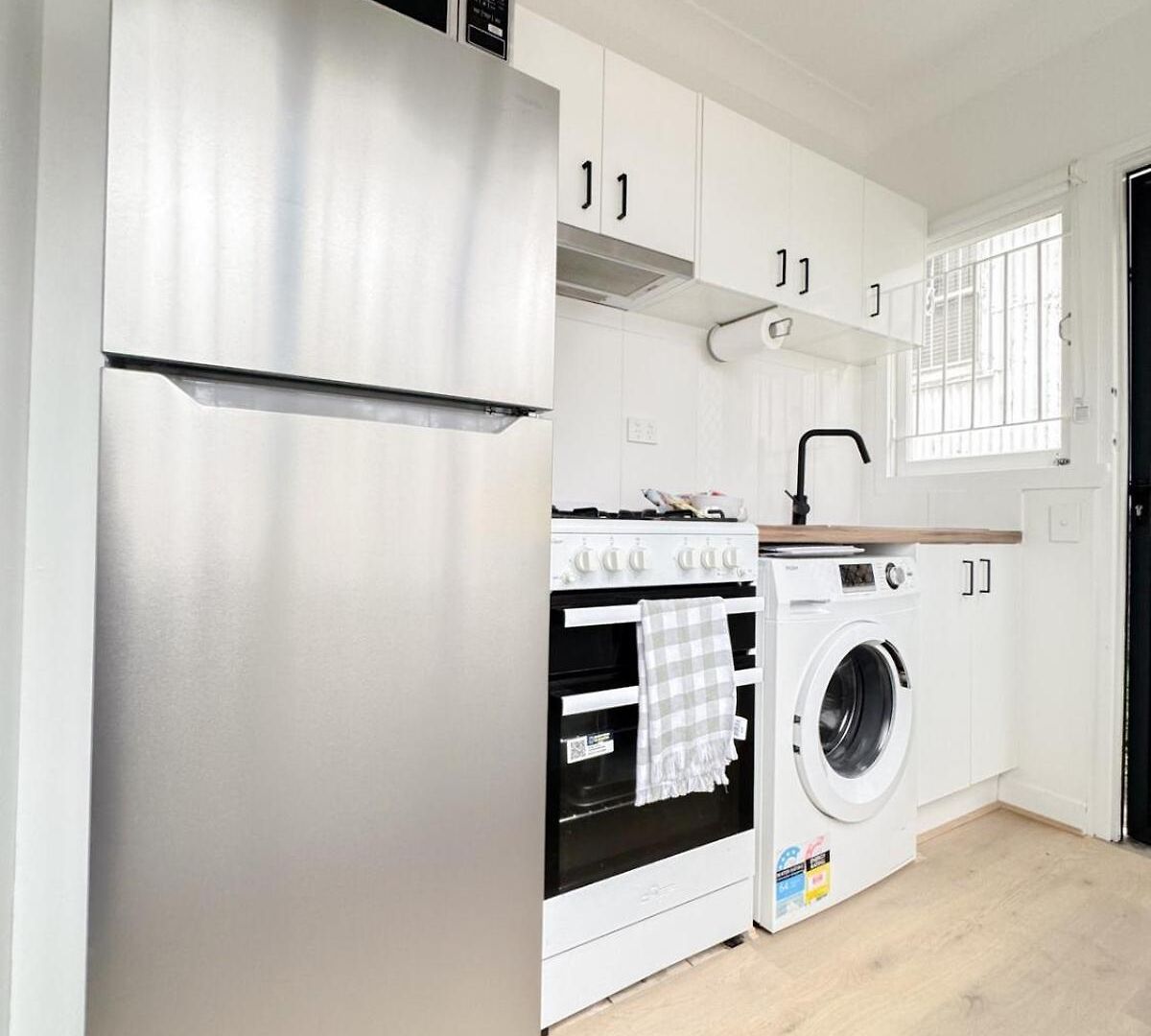 Apartment Limone - 2br - Sleeps 6 - Cbd And Free Parking