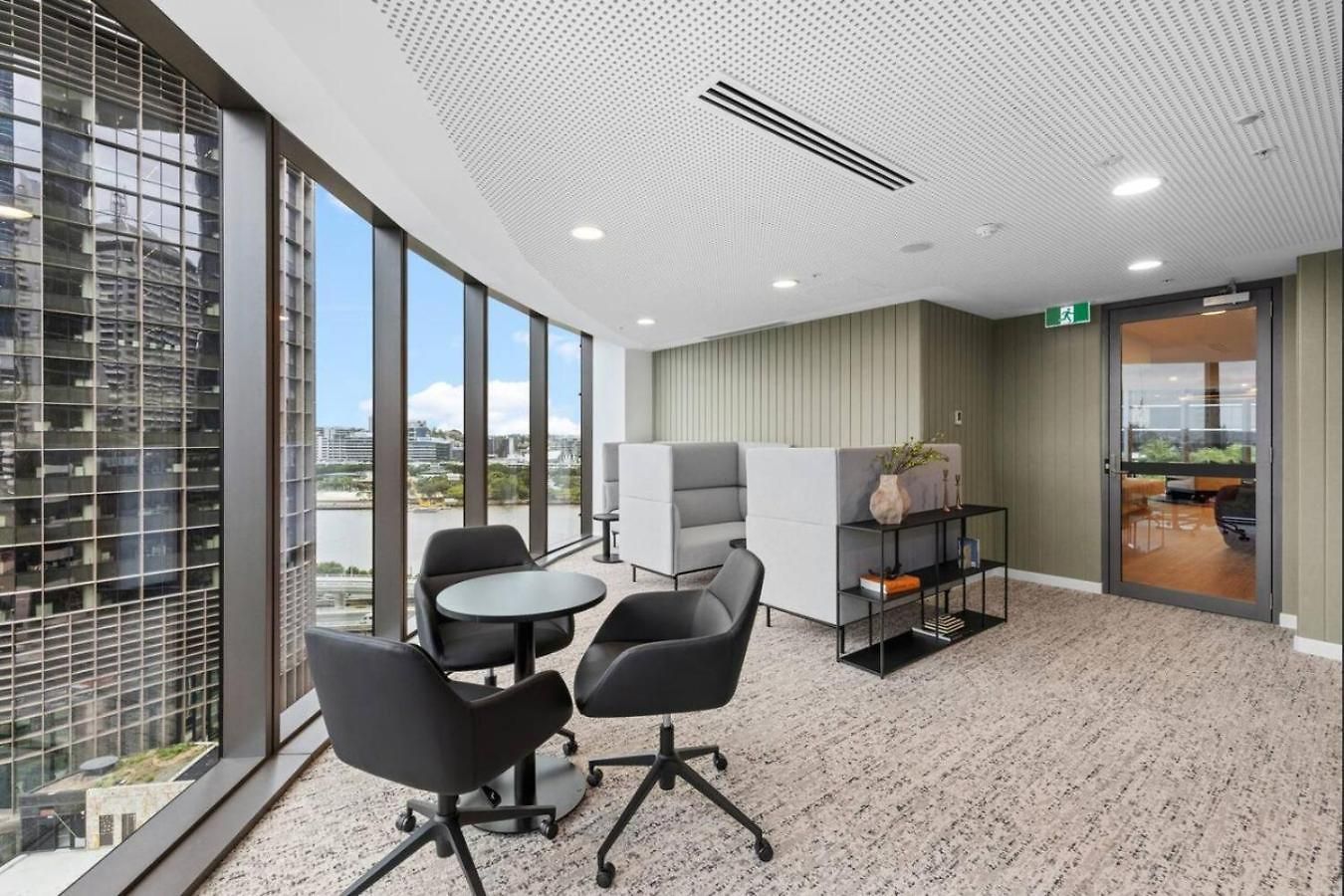 Affordable Luxe And River Views 5 Star Amenities Brisbane