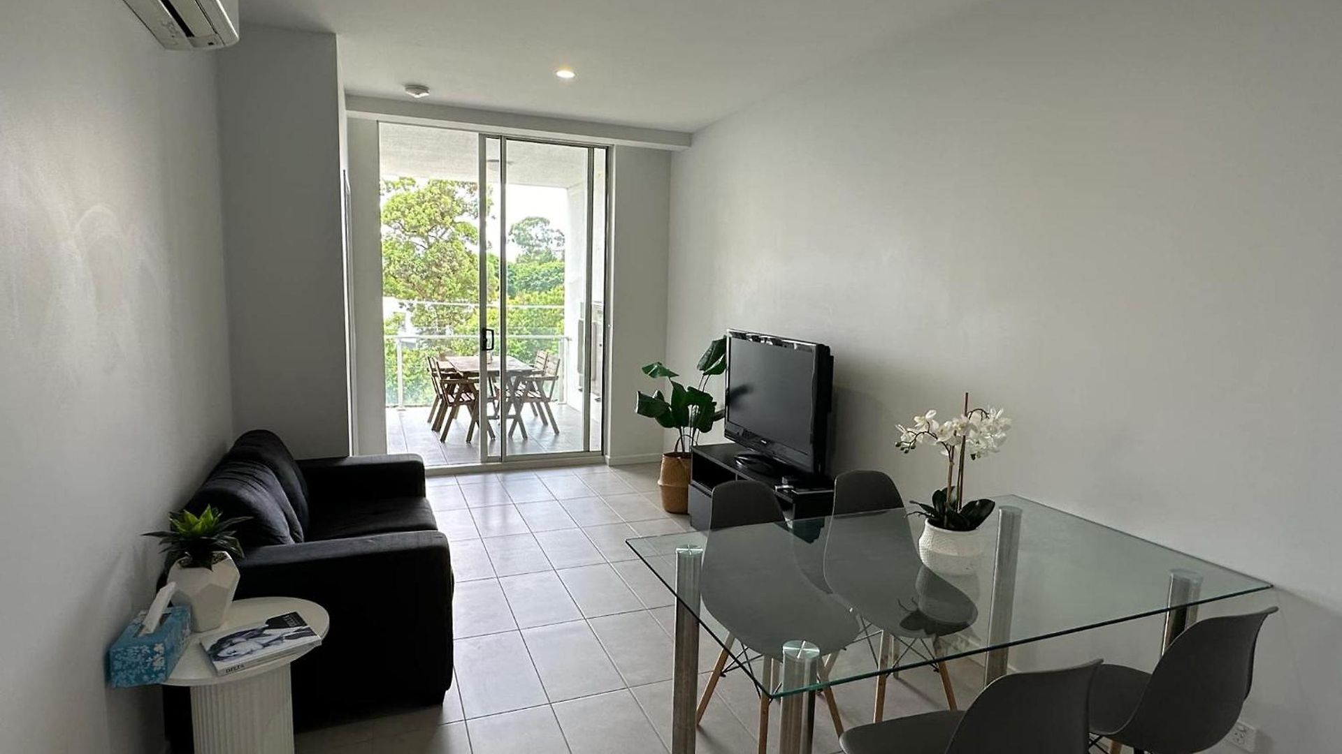 2bedroom 2bath In Garden