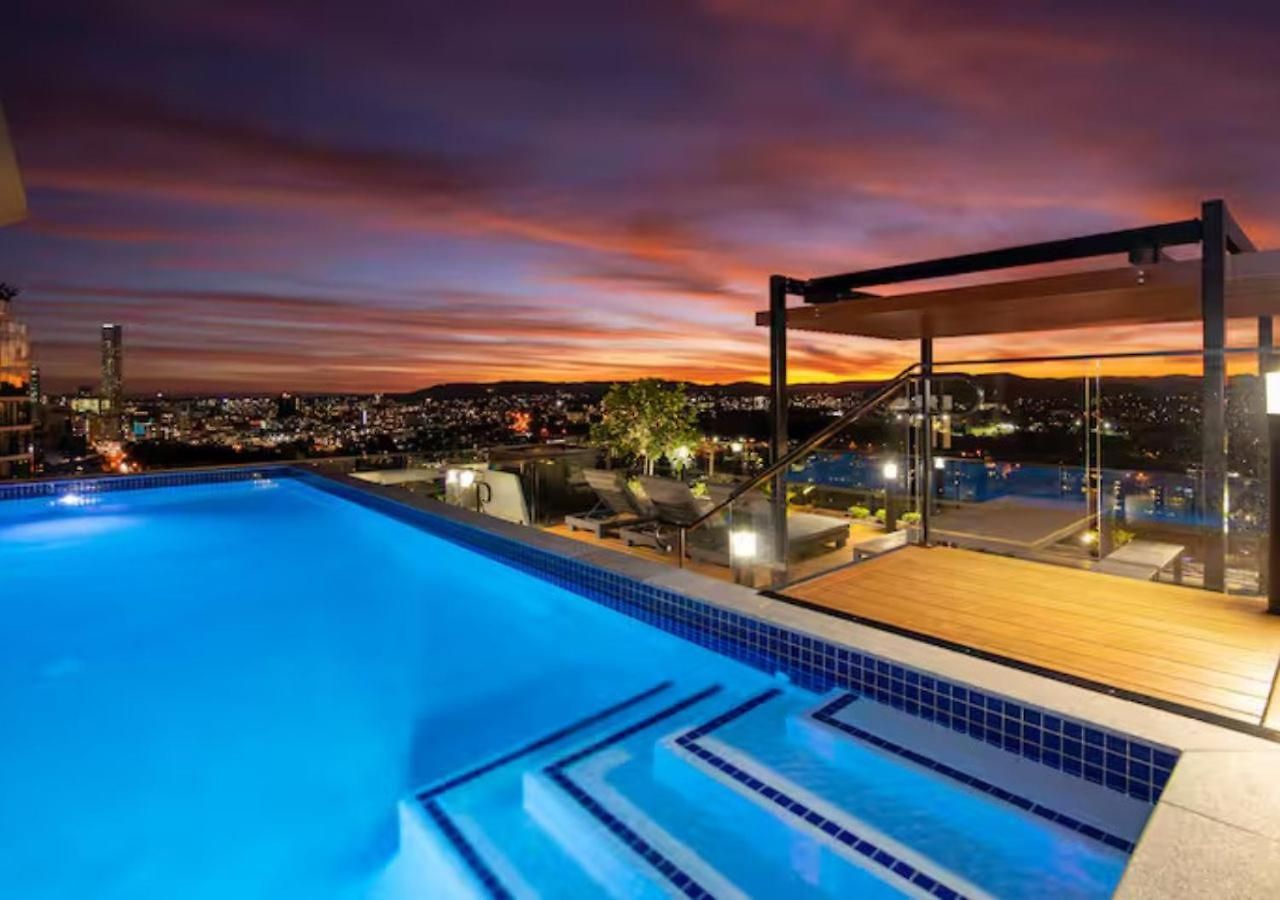 Comfy 1 Bedroom With Wifi And Parking Brisbane