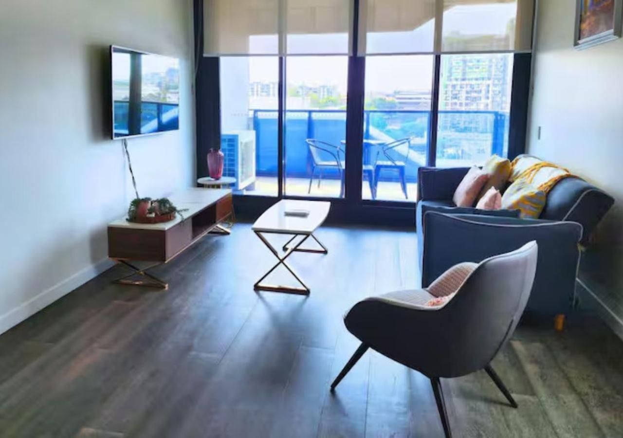 Apartment Comfy 1 Bedroom With Wifi And Parking