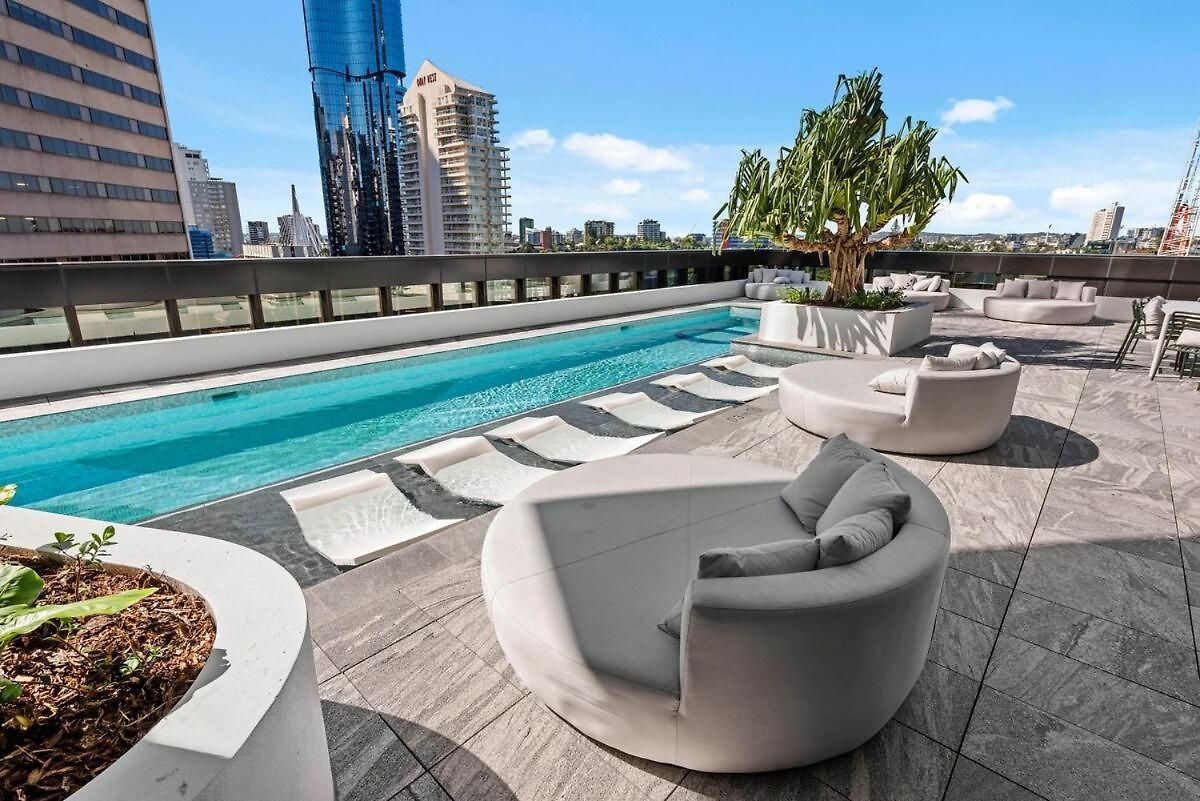 Apartment Stunning River View 2 br Casino Qw