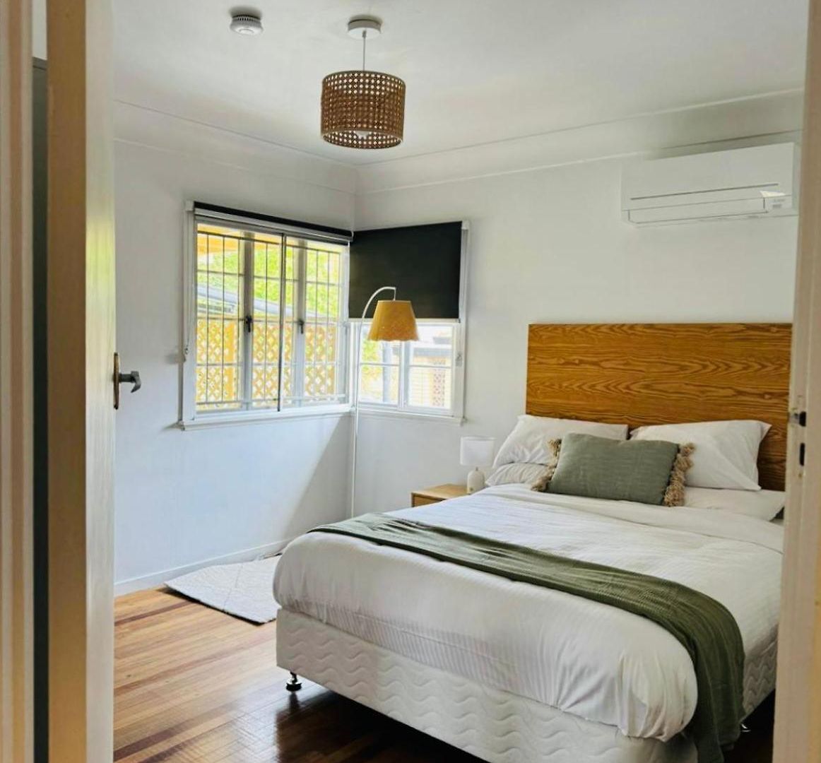 Holiday home Cozy 4br Close To Schools & Shops&lookout