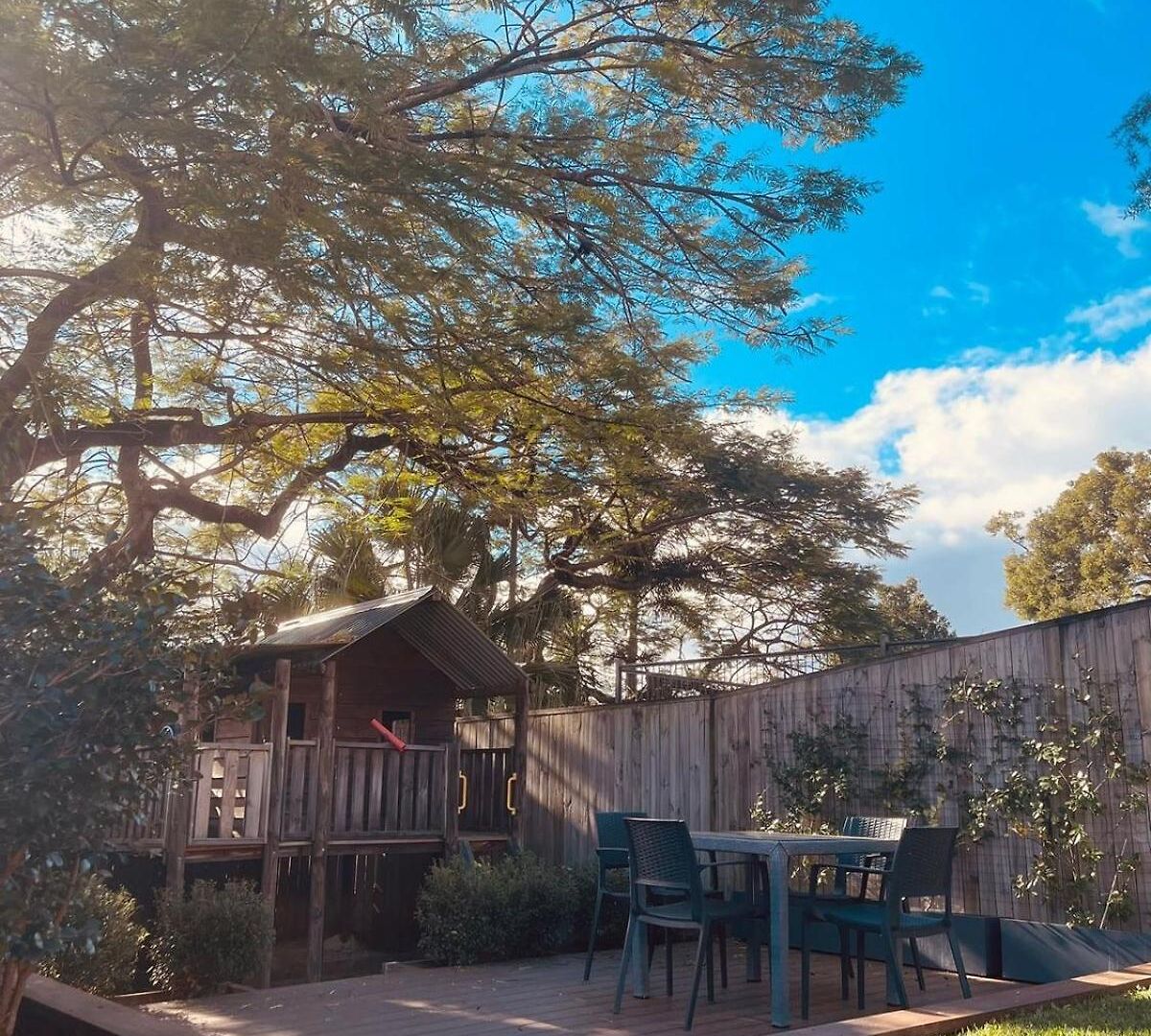 Cozy 4br Close To Schools & Shops&lookout Holiday home Brisbane