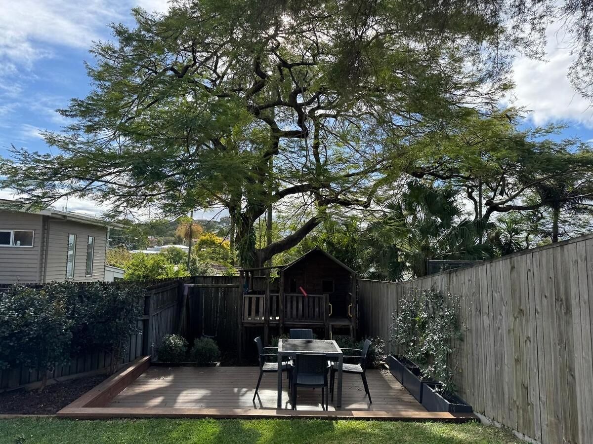 Cozy 4br Close To Schools & Shops&lookout *