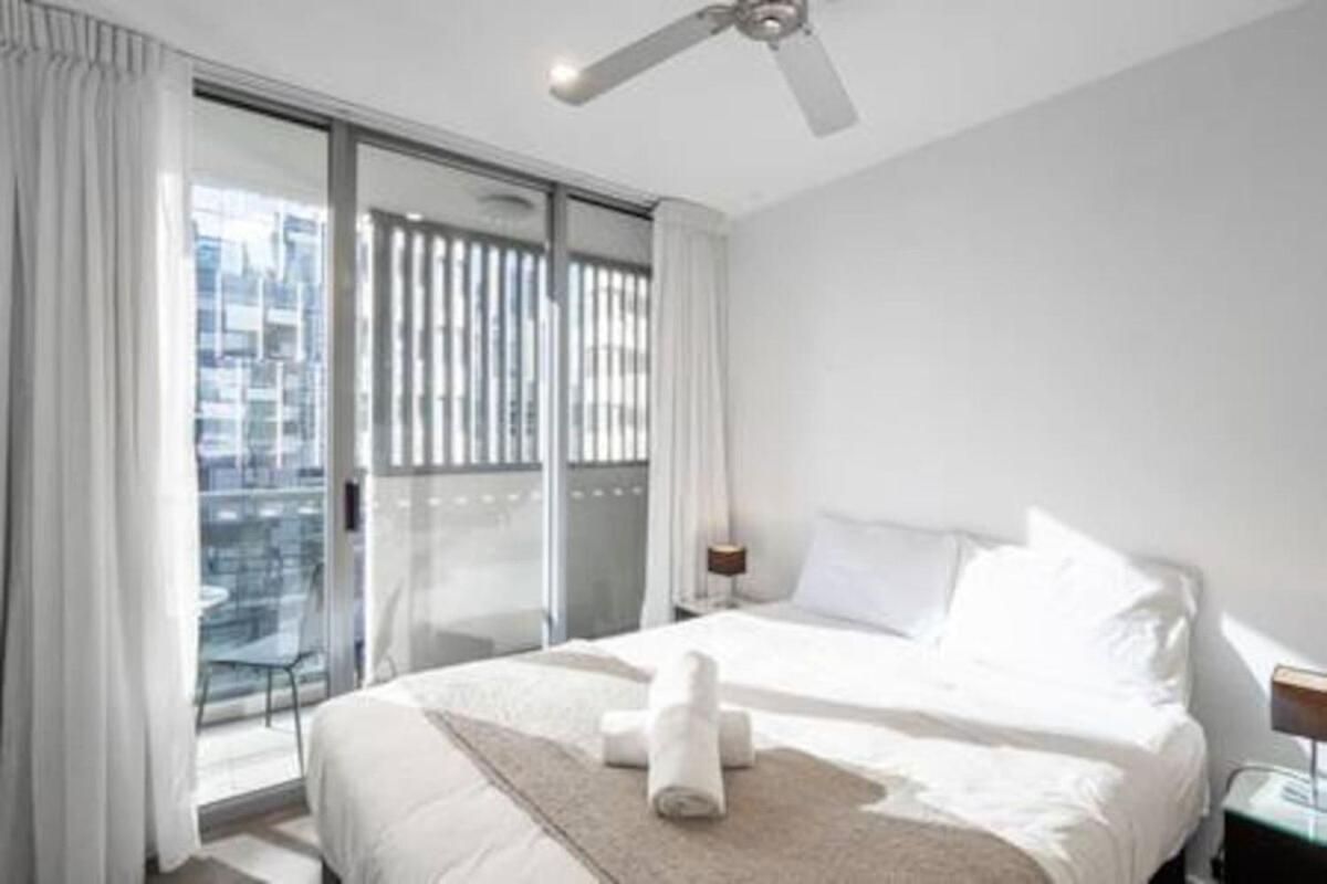 Chic Living 1b1b Shared Pool Bbq Gym C31 *