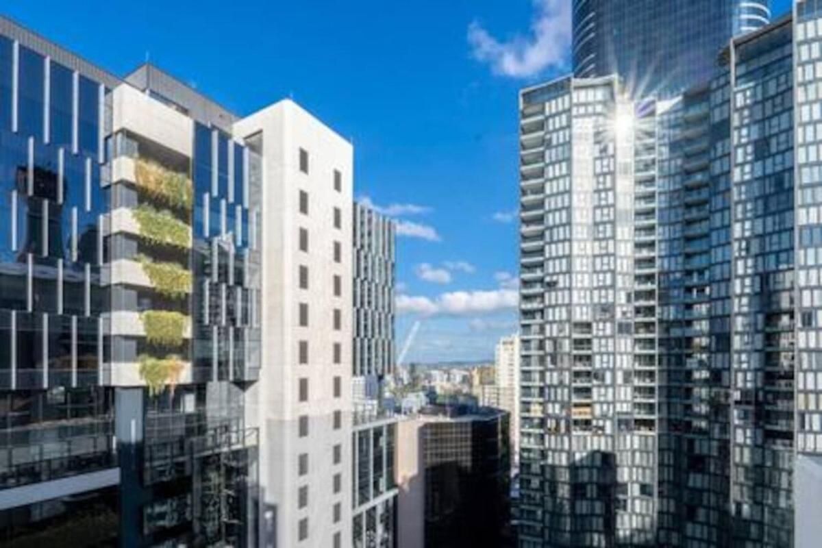 Chic Living 1b1b Shared Pool Bbq Gym C31 Apartment