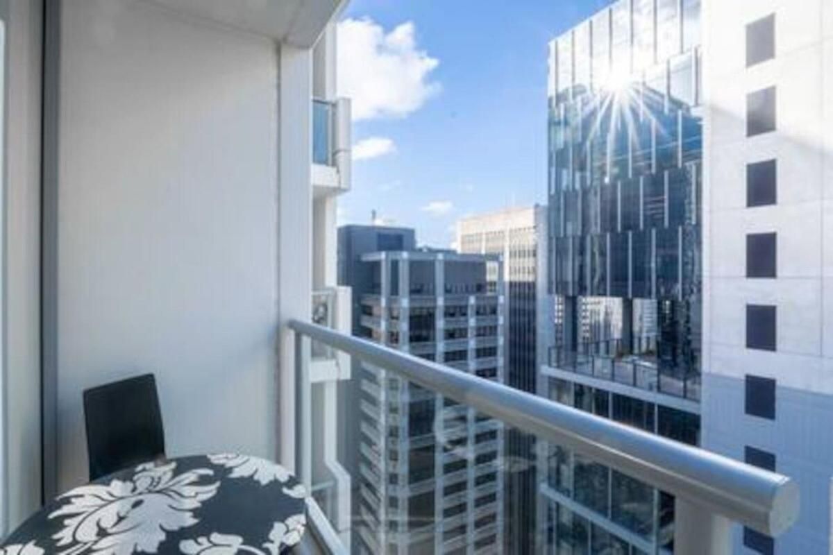 Chic Living 1b1b Shared Pool Bbq Gym C31 Apartment Brisbane