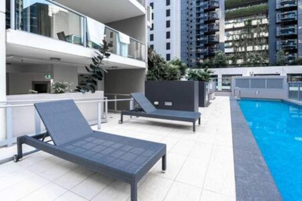 Apartment Chic Living 1b1b Shared Pool Bbq Gym C31