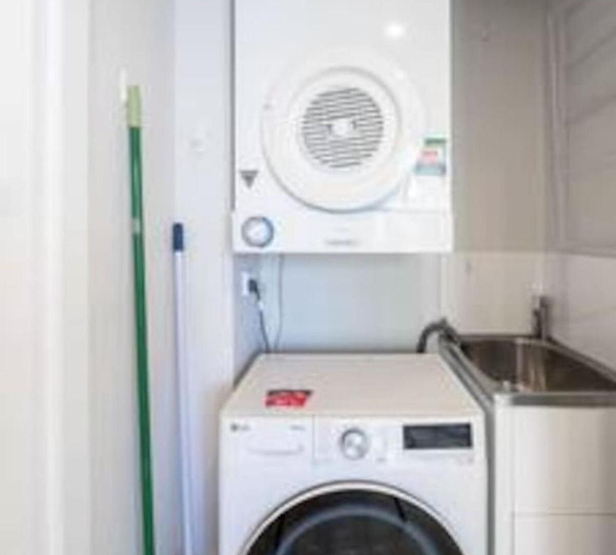 Chic Living 1b1b Shared Pool Bbq Gym C31 Apartment *