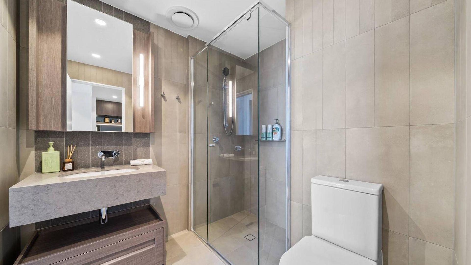 Apartment Lv 20 Private Luxury On Queens Wharf Brisbane