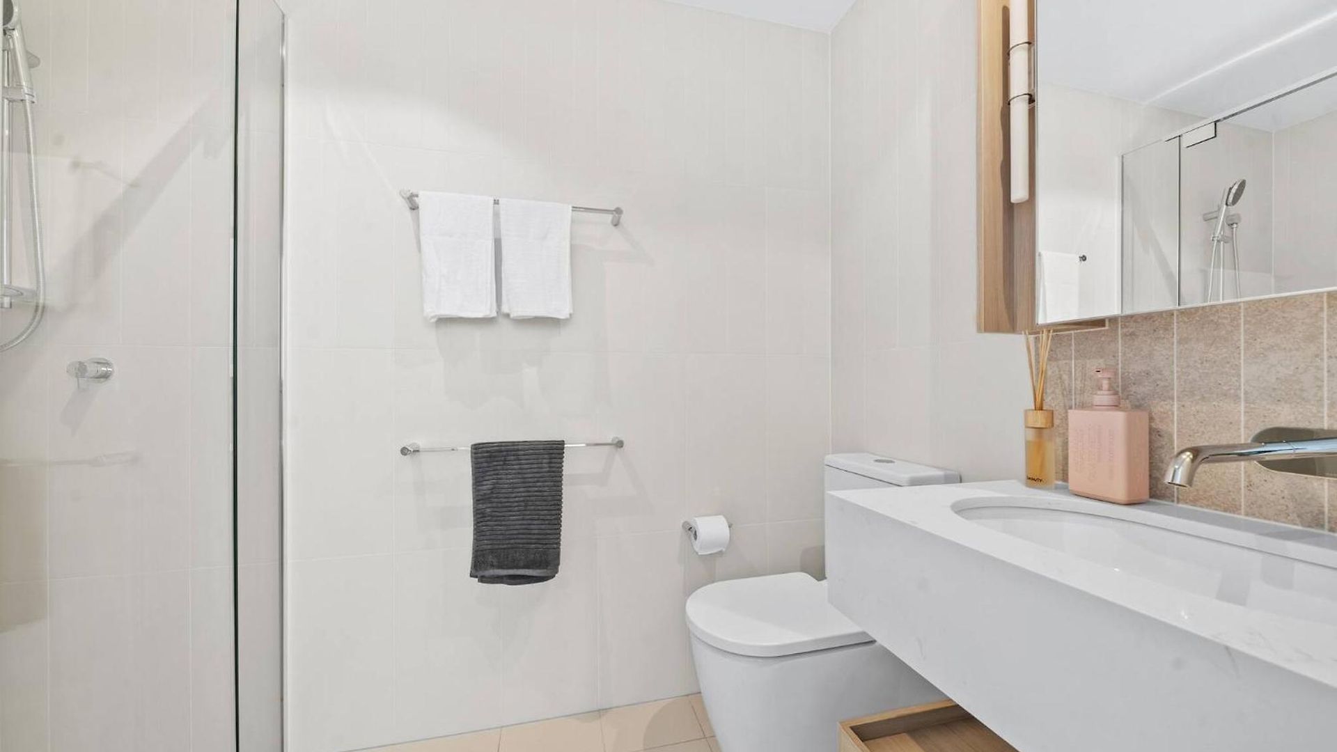 Apartment Of Clouds - Brand New Lv 31 On Star Casino Bne, Privately Managed Brisbane