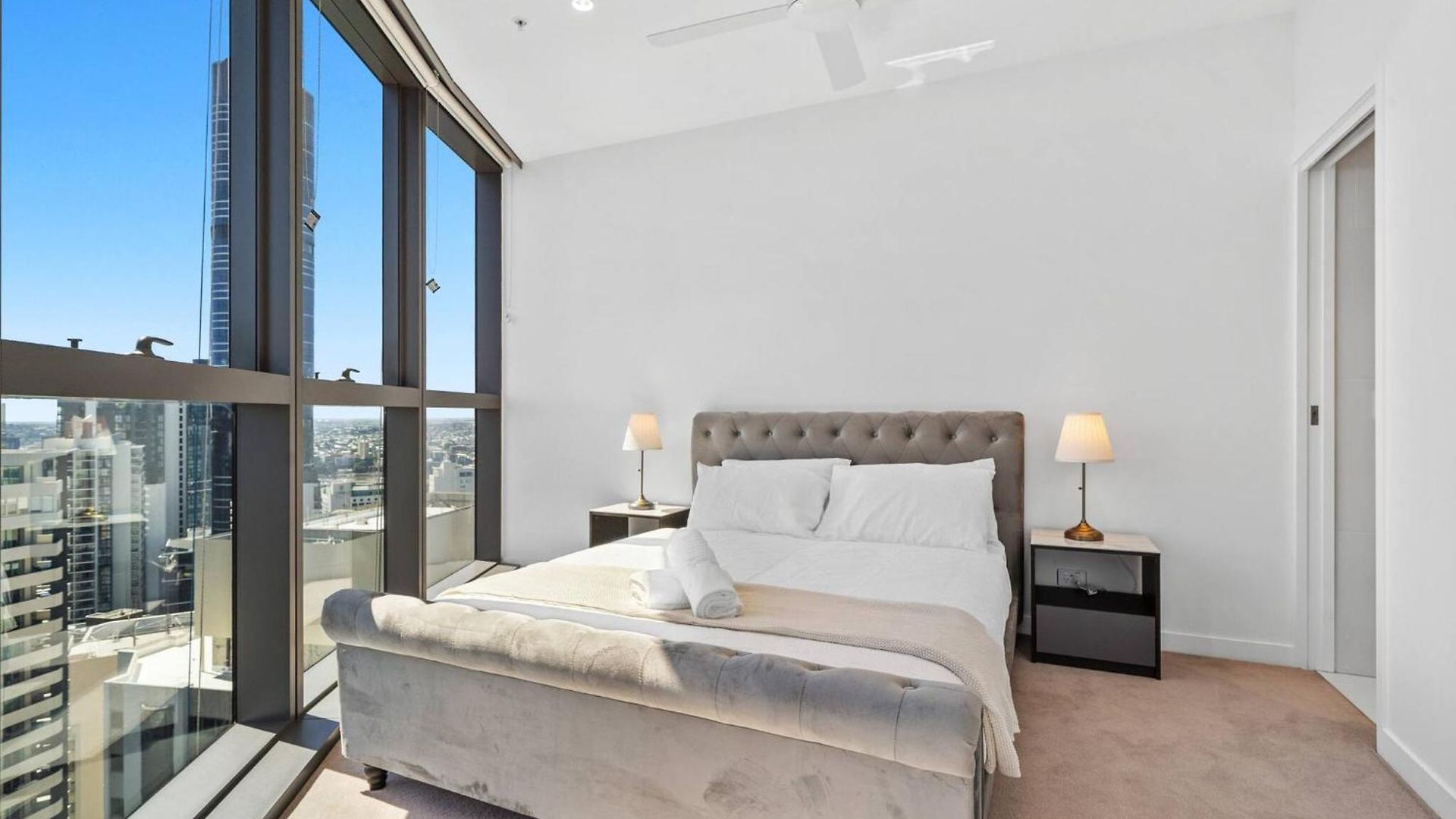 Apartment Of Clouds - Brand New Lv 31 On Star Casino Bne, Privately Managed